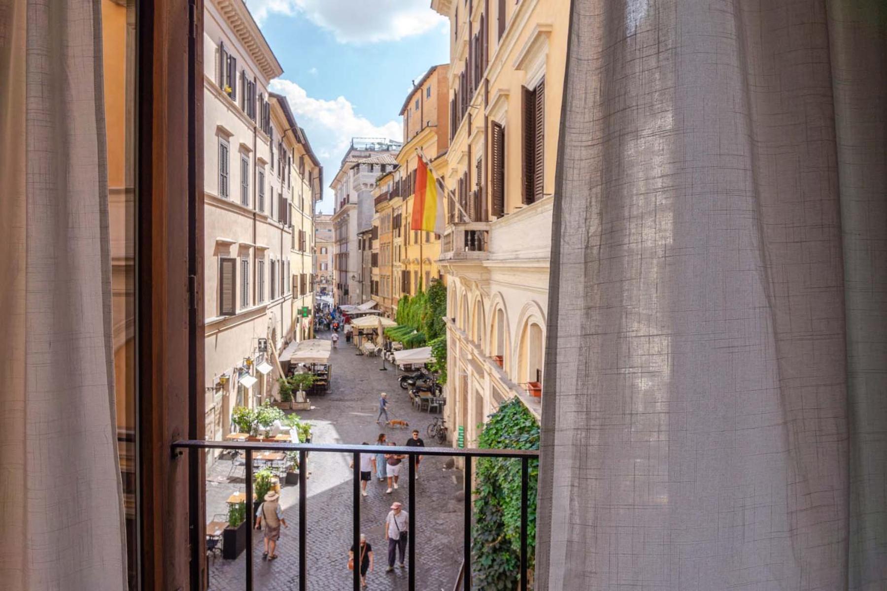 Navona Luxury Flat *